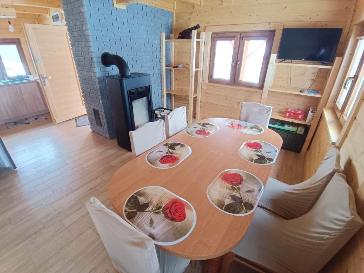 Domek W Swiatkowej Krempna Exterior foto